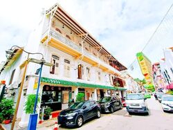 Royal At Chinatown (D1), Retail #621703941